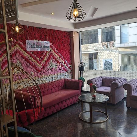 איסלמאבד Nueva Hotel מראה חיצוני תמונה
