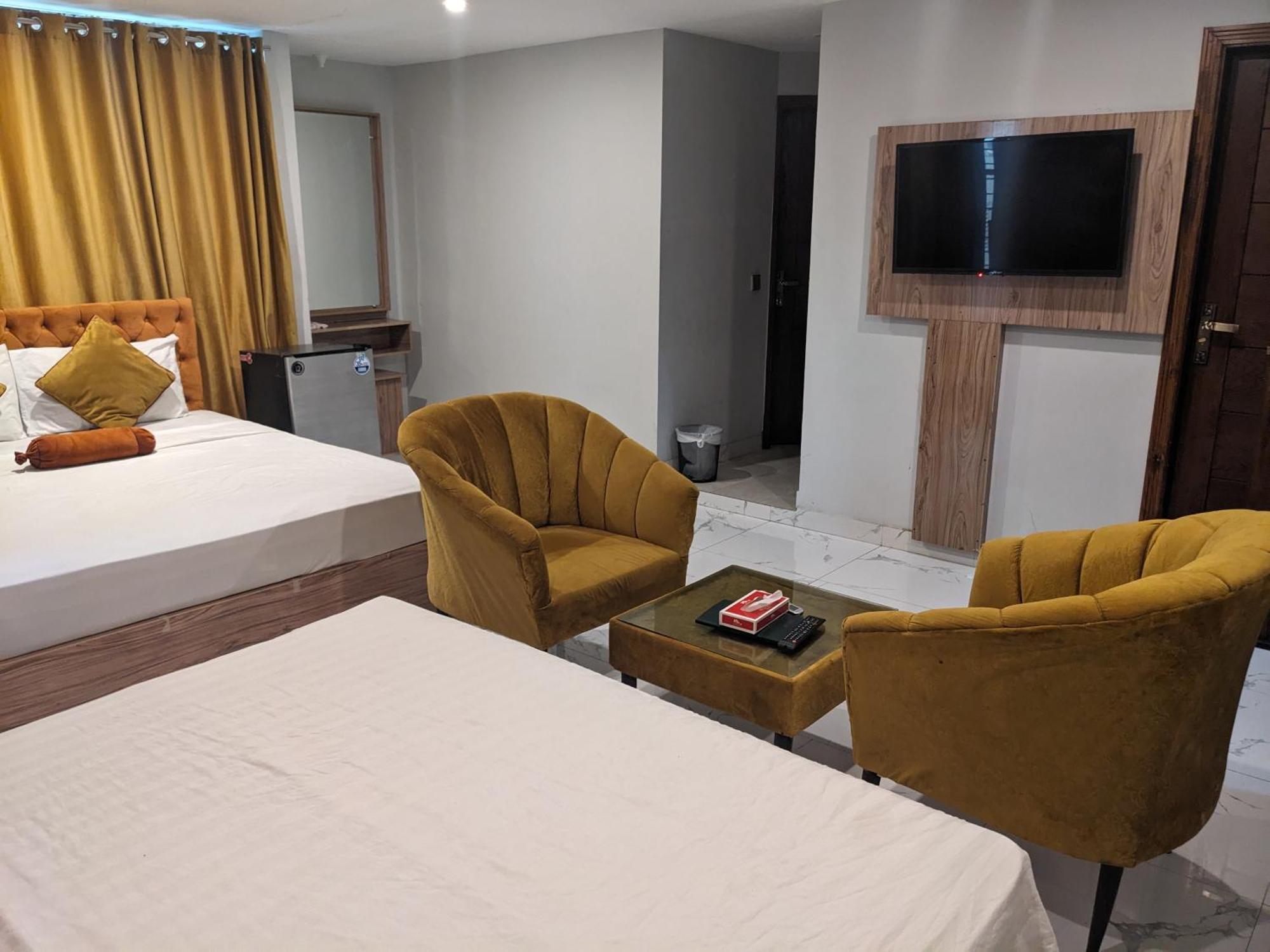 איסלמאבד Nueva Hotel מראה חיצוני תמונה