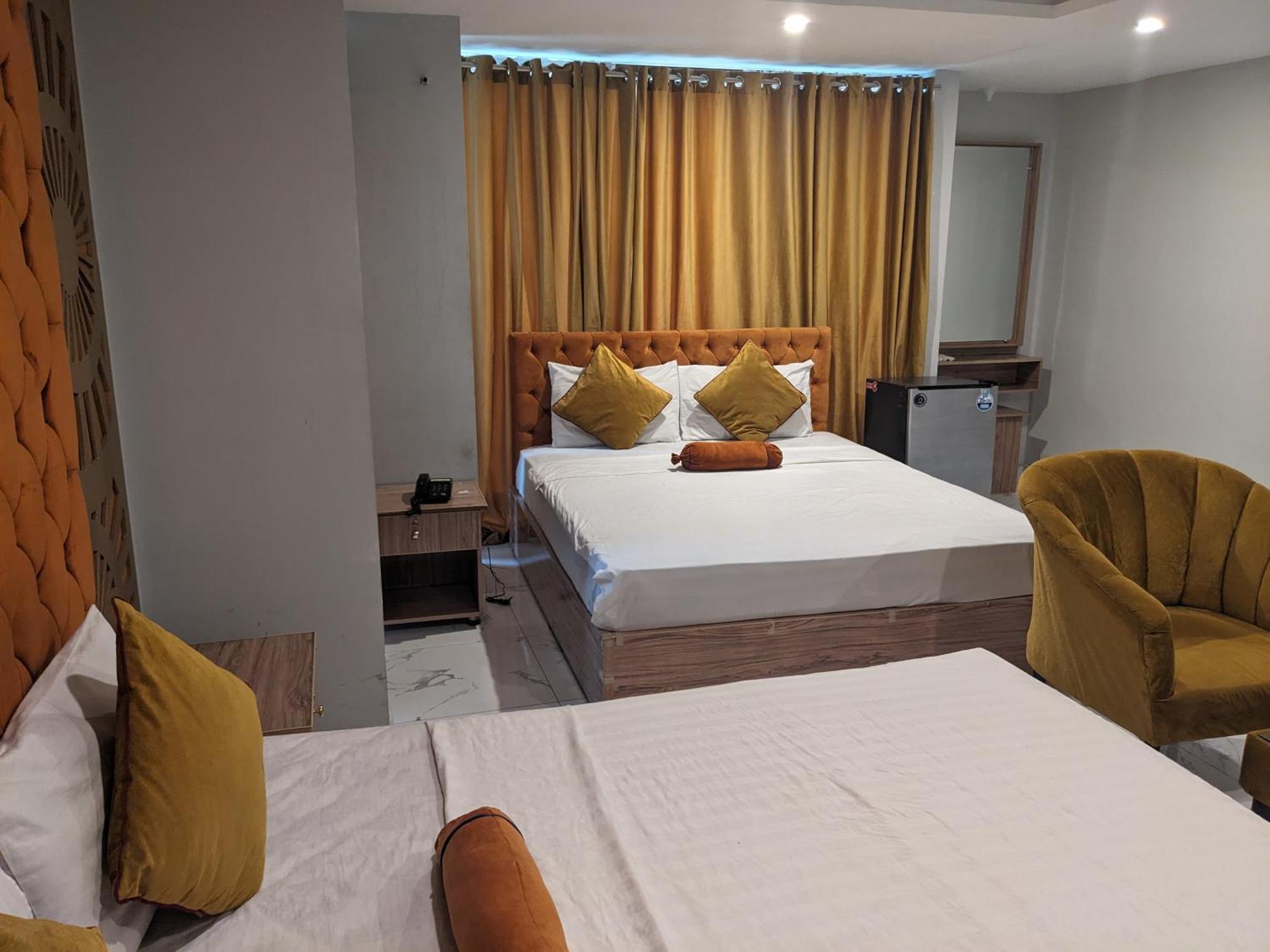 איסלמאבד Nueva Hotel מראה חיצוני תמונה