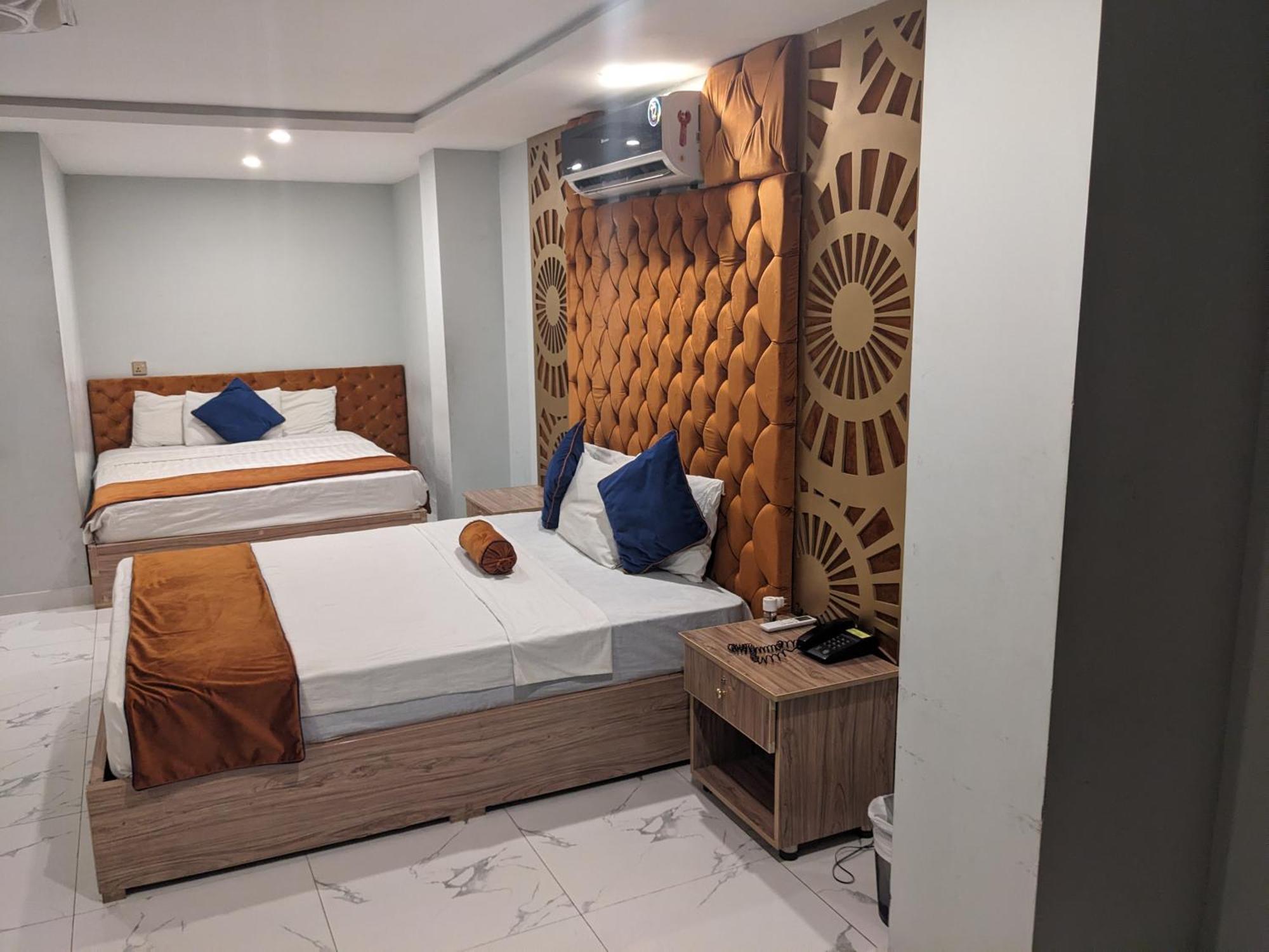 איסלמאבד Nueva Hotel מראה חיצוני תמונה